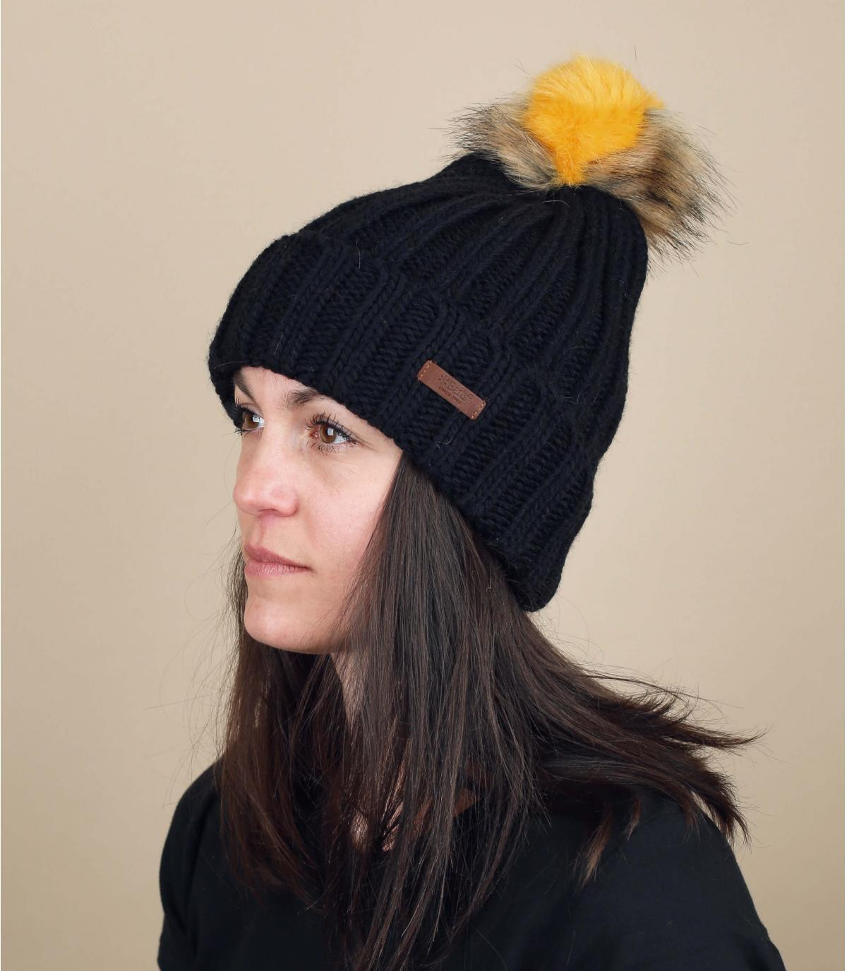 Crazy pom beanie Lotus beanie black